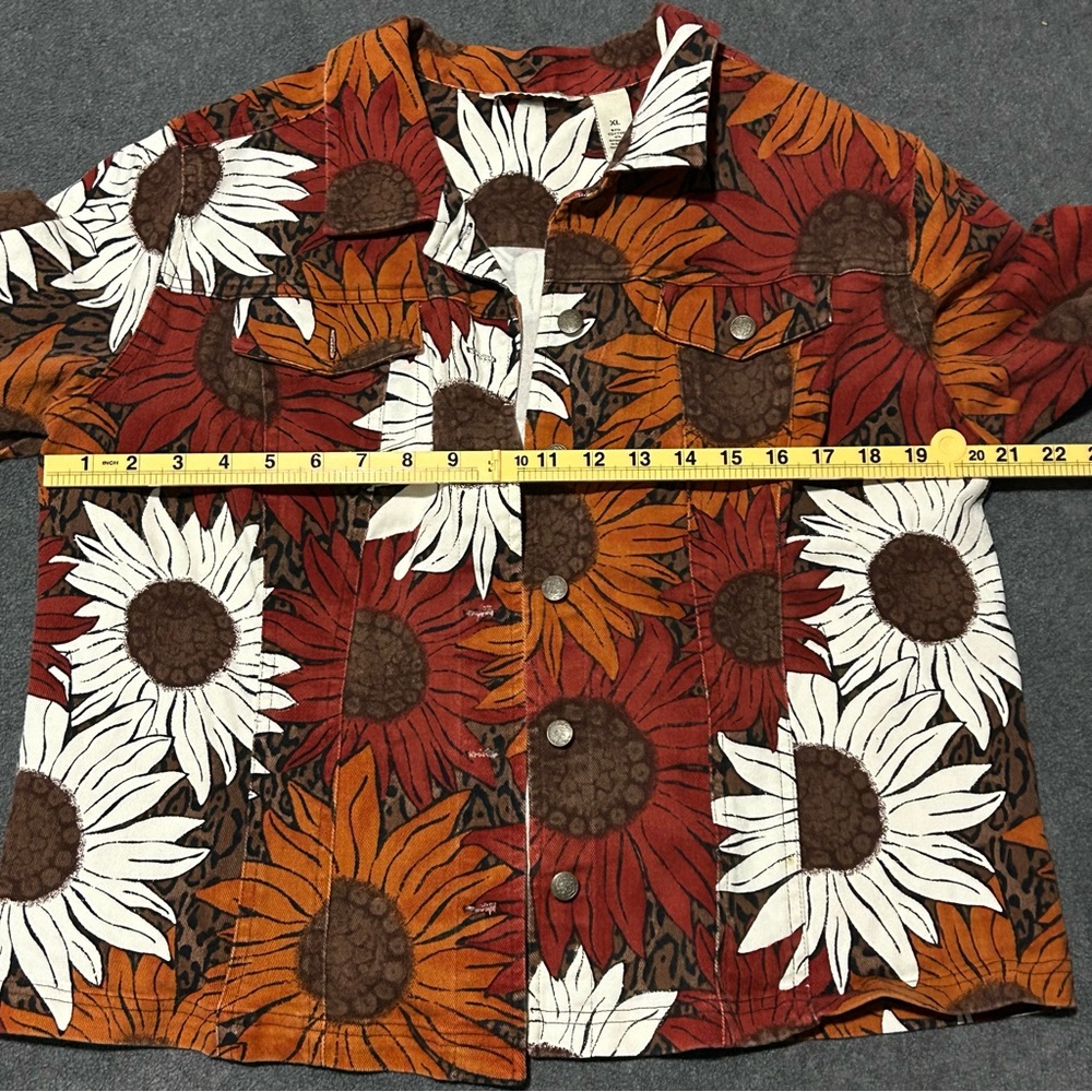 French Laundry Sunflower Autumn Floral Button-Front Jacket - XL - Picture 9 of 9